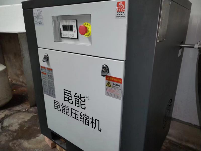 怎么快速鑒別成都空壓機潤滑油是否需要更換？ 